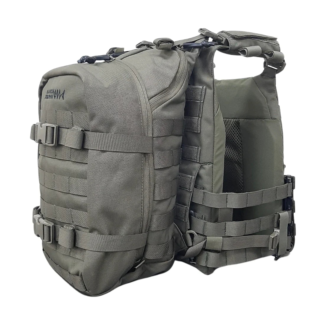 Commando 15L Backpack