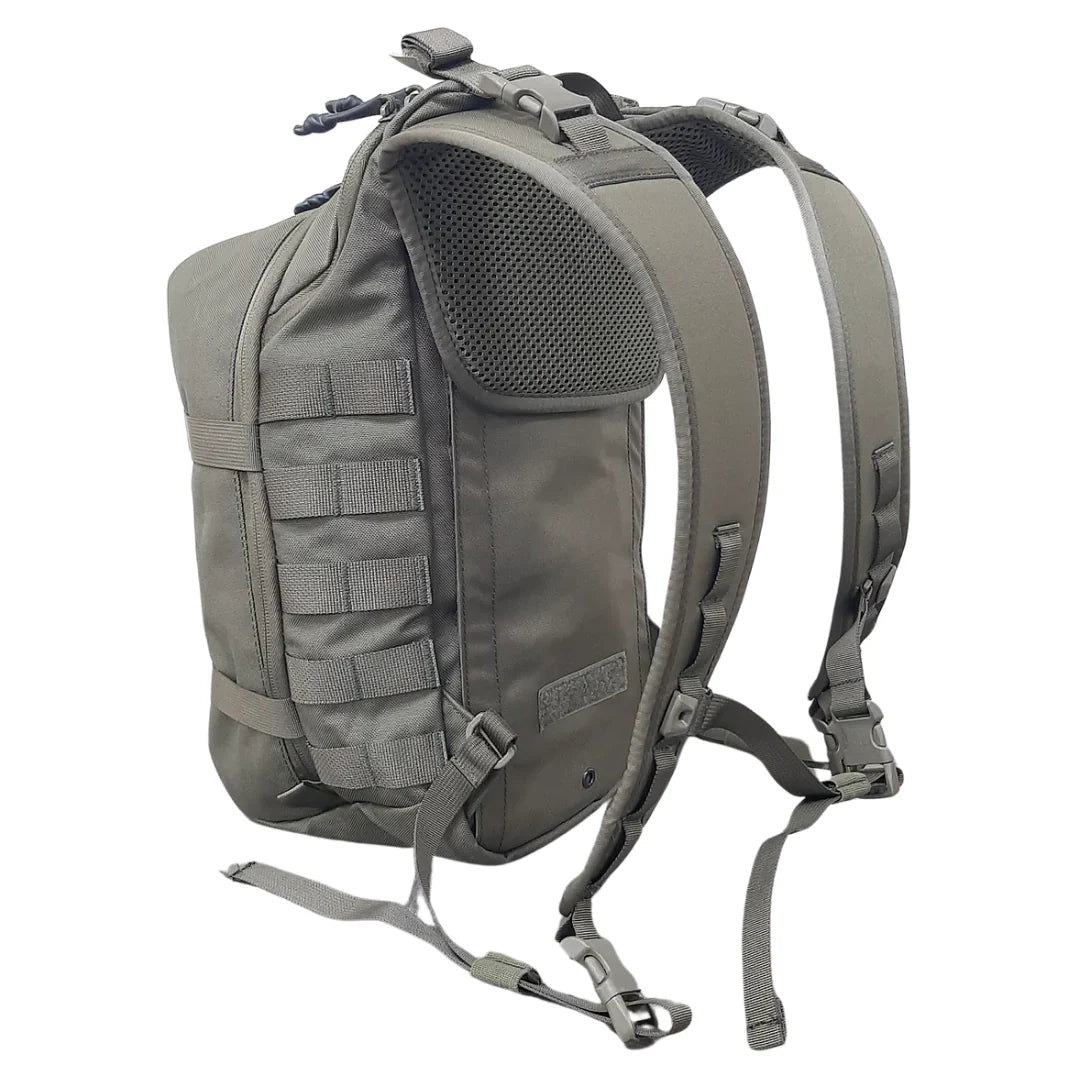 Commando 15L Backpack