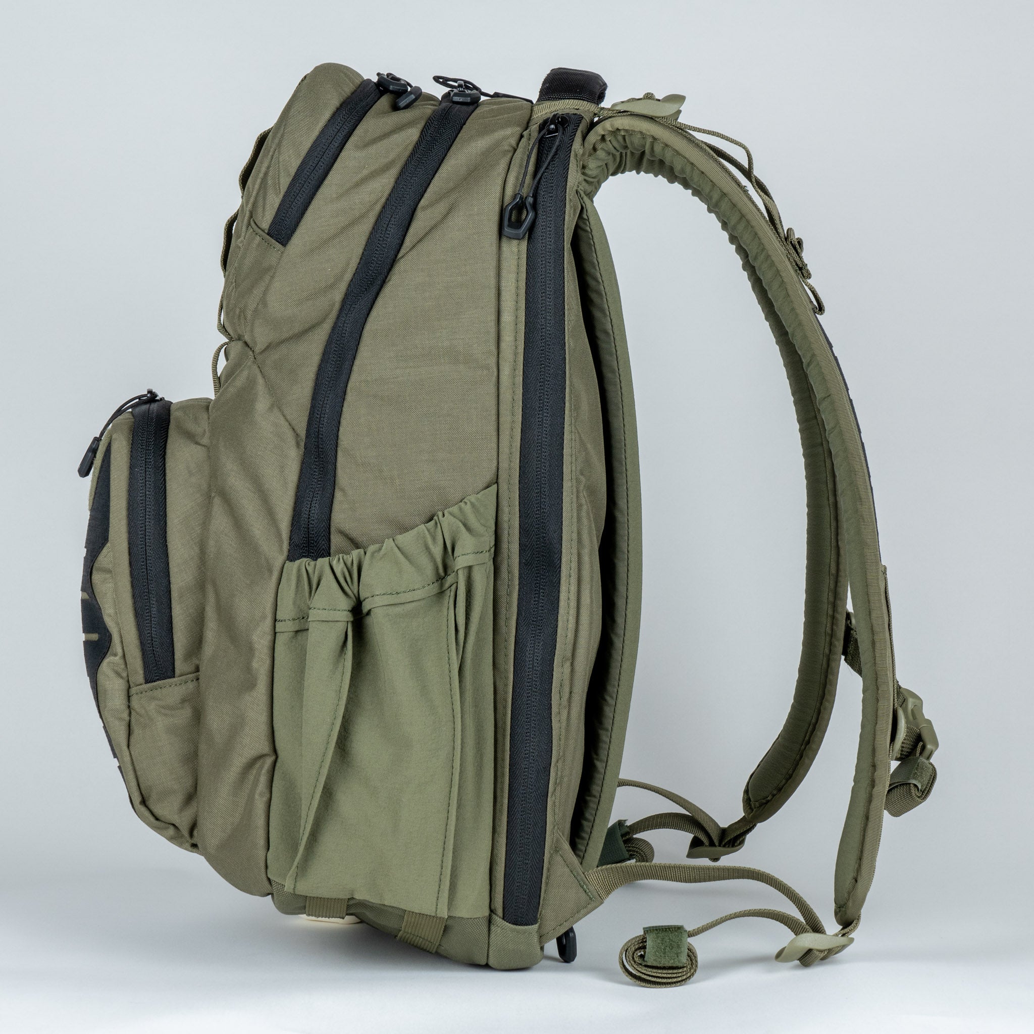 Flint 25L backpack