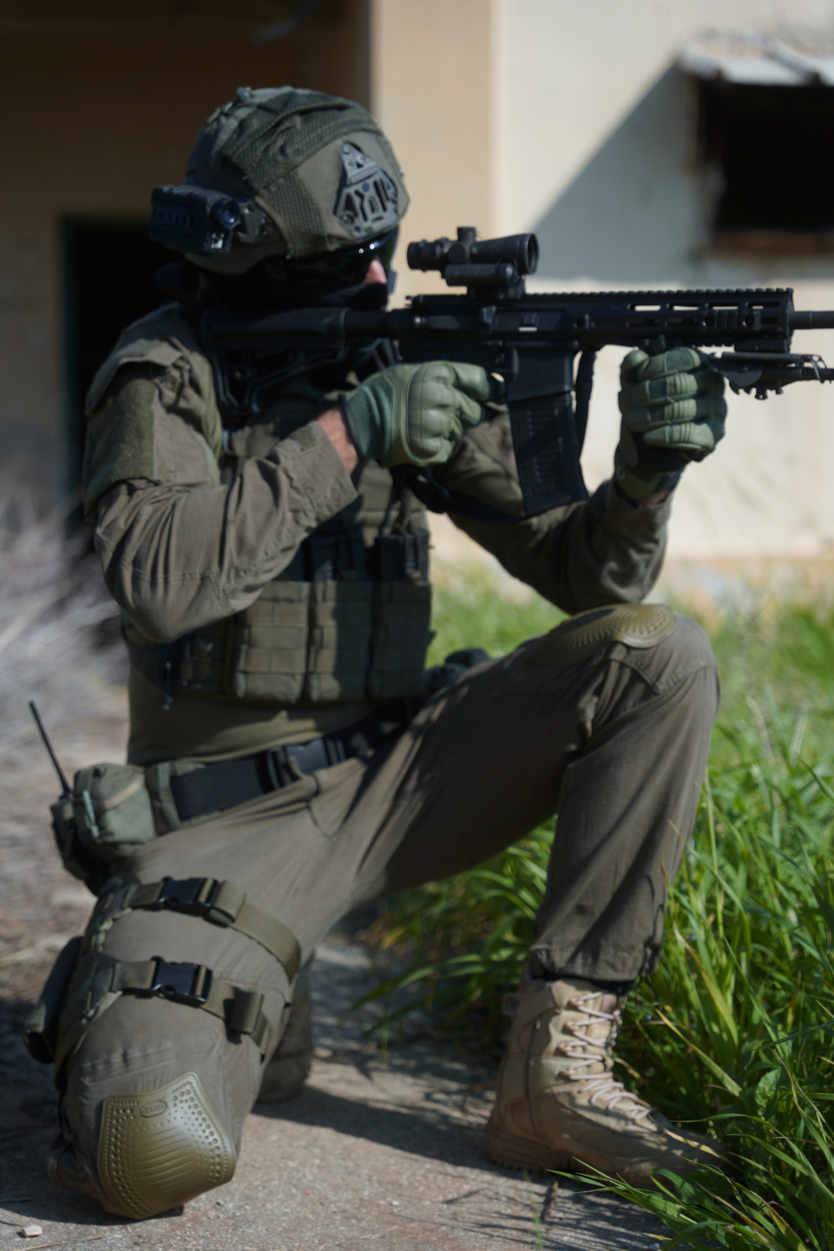 Tactical Camera Carrying Solutions | Marom Dolphin