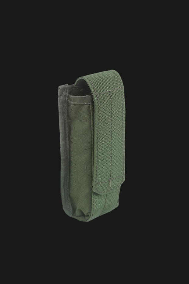 C1 M4 single mag pouch with flap closure